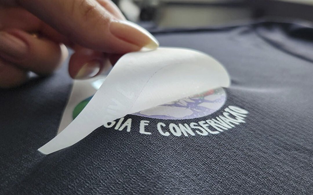 Como lavar e conservar uniformes com bordado e transfer