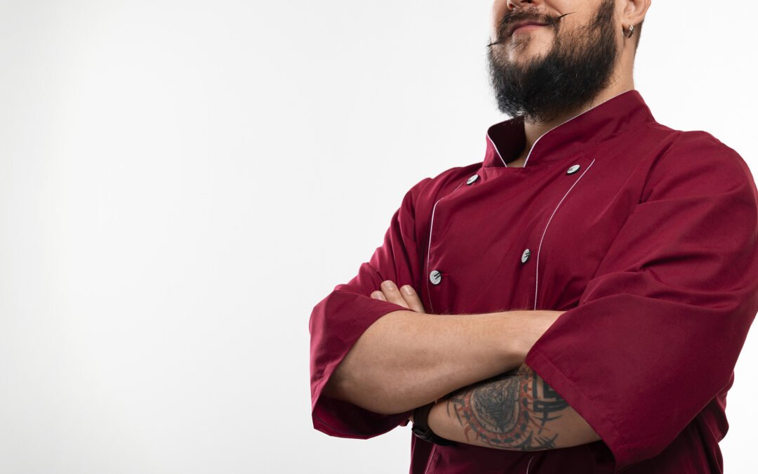Uniformes para Gastronomia e Restaurantes: Qual o tecido e a personalização ideal para quem vive na cozinha?